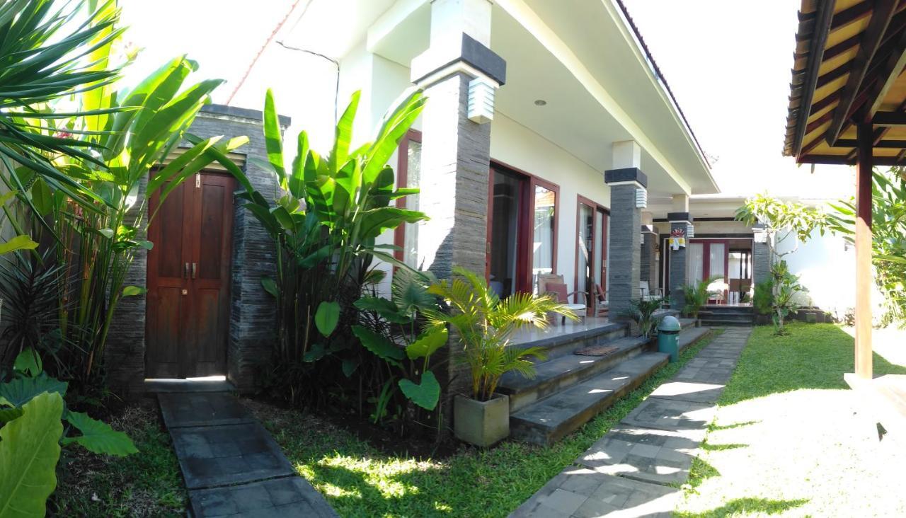 Guest House Reisya ヌサドゥア エクステリア 写真
